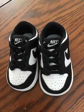 Nike Kids Black and White Low-Top Sneakers